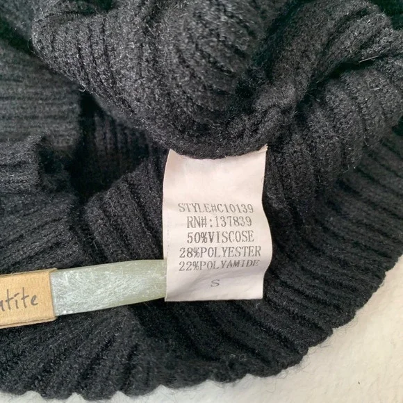 Modern Citizen Black Surplice Wrap Cropped Ribbed Sweater Fitted Size Small - Picture 8 of 11